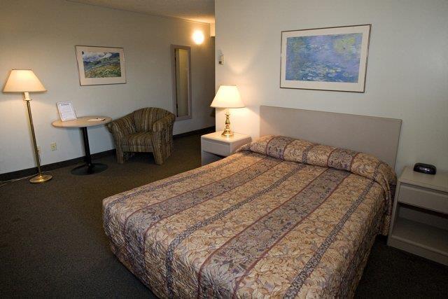 Heritage Inn Hotel & Convention Centre - Taber Номер фото