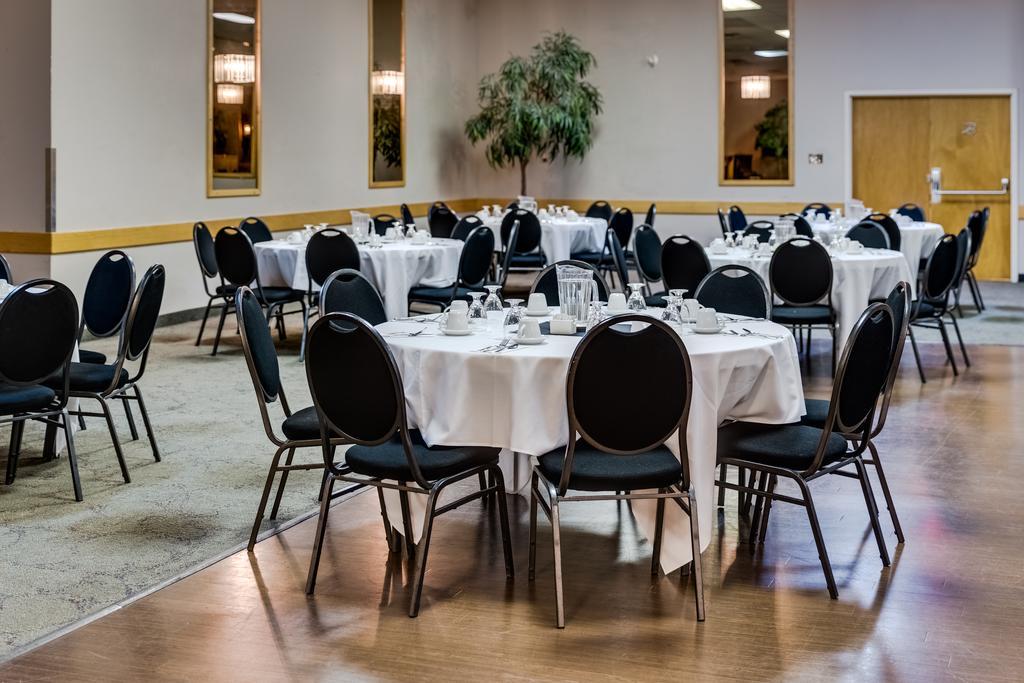Heritage Inn Hotel & Convention Centre - Taber Экстерьер фото