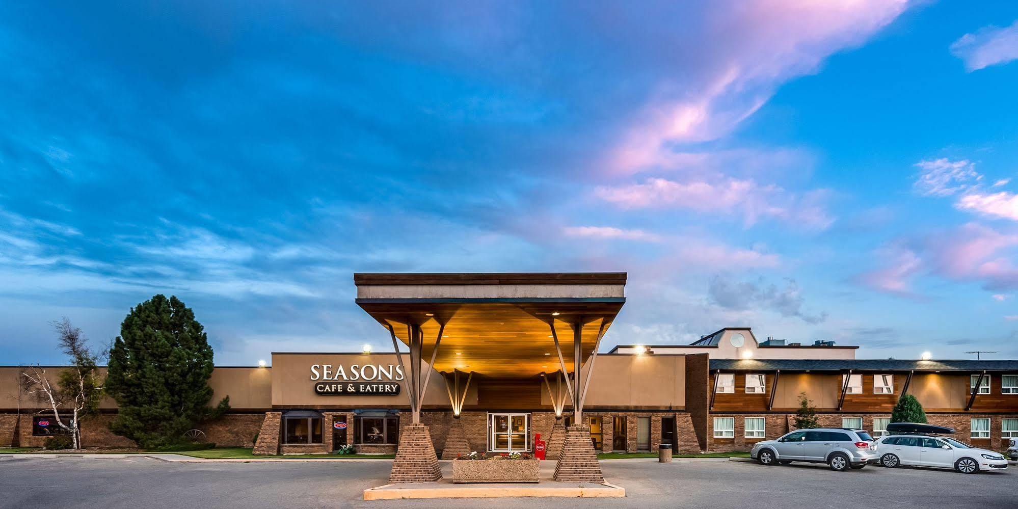 Heritage Inn Hotel & Convention Centre - Taber Экстерьер фото